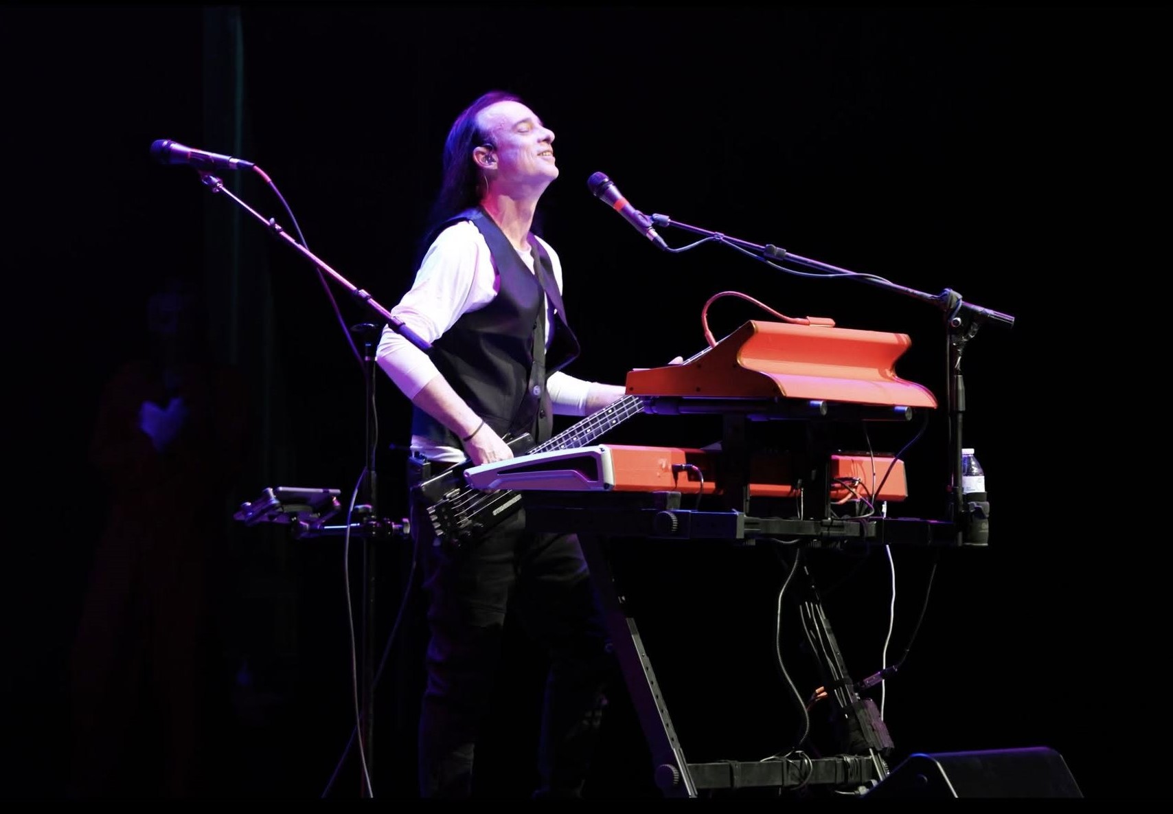 Dave Cornwall Freewill the Rush Experience. Photo credit Alex Chacon